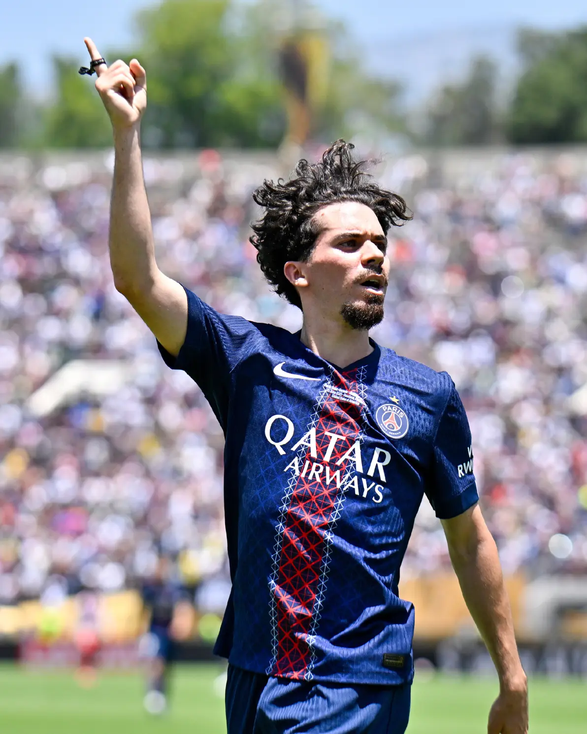 巴黎圣日耳曼轻取马竞，哈兰德扑点救主欧冠的简单介绍